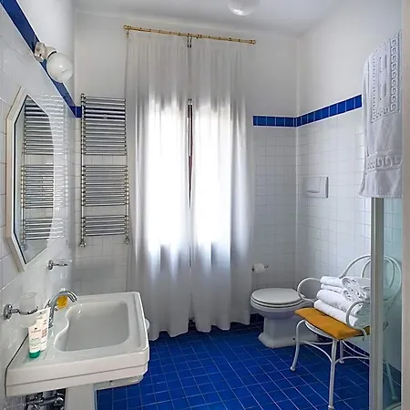 Casa Lunia
