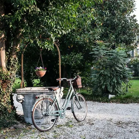 Casa Lunia