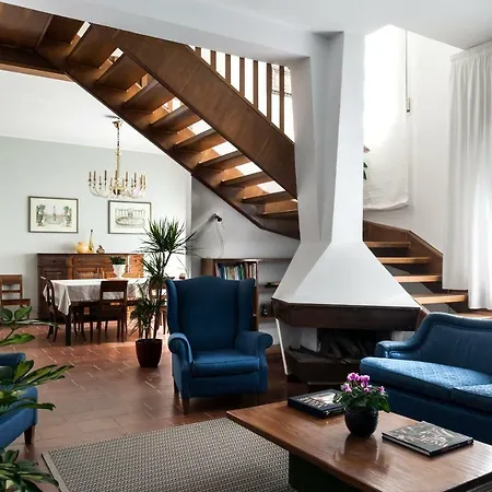 Casa Lunia Bed & Breakfast *