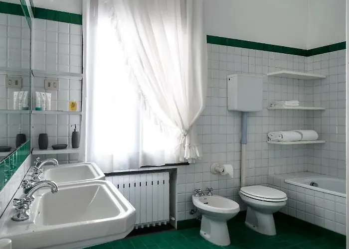 Casa Lunia Bed & Breakfast