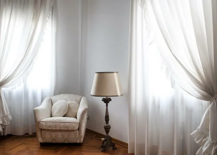 Casa Lunia Bed & Breakfast 3*